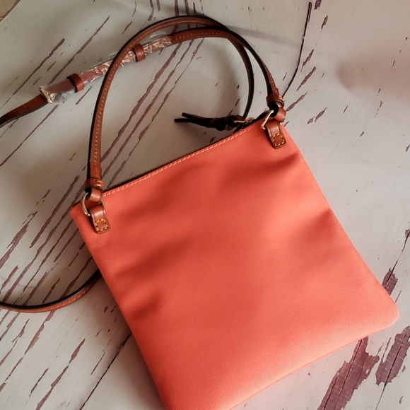 Dooney & Burke small  canvas crossbody bag bright orange - Picture 5 of 6
